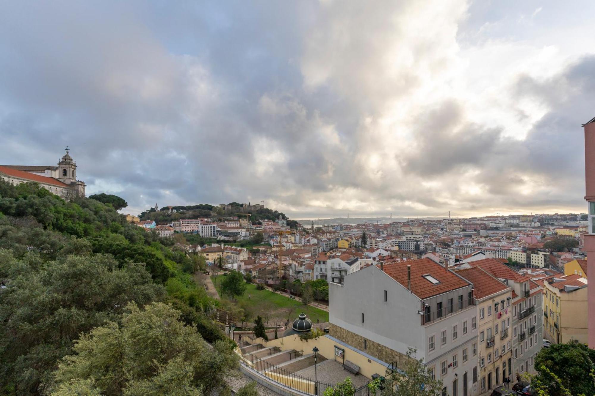 Magnificent flat with spectacular views in Graça Apartamento Lisboa Exterior foto